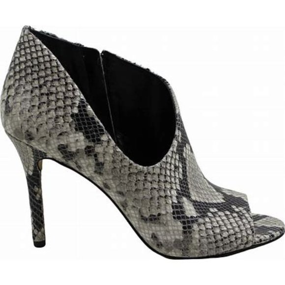 New Vince Camuto snake print Careeta bootie - Picture 5 of 7